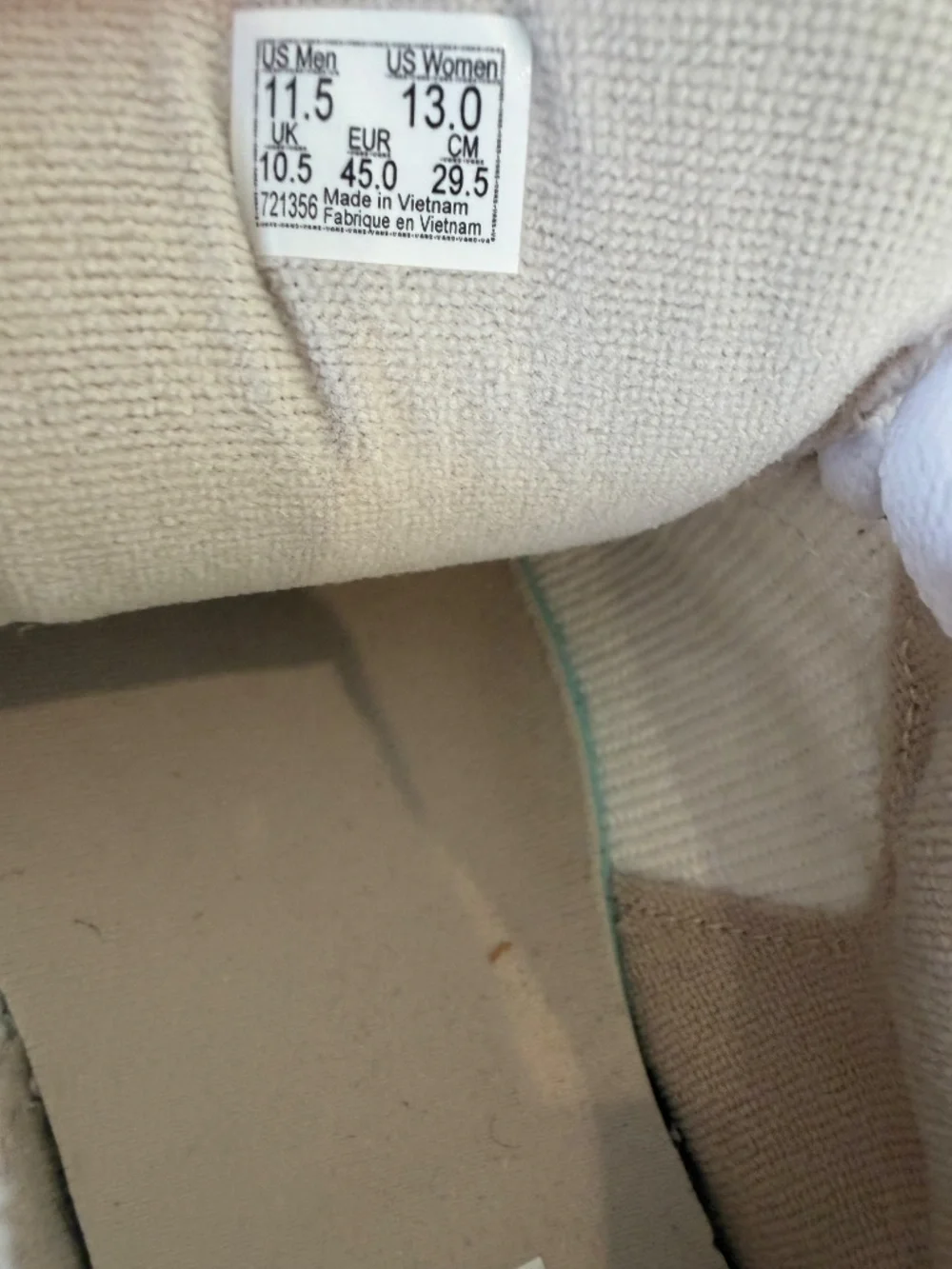 Vans never worn